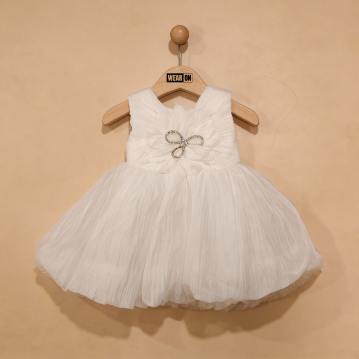 One White Small Flower | WearOn